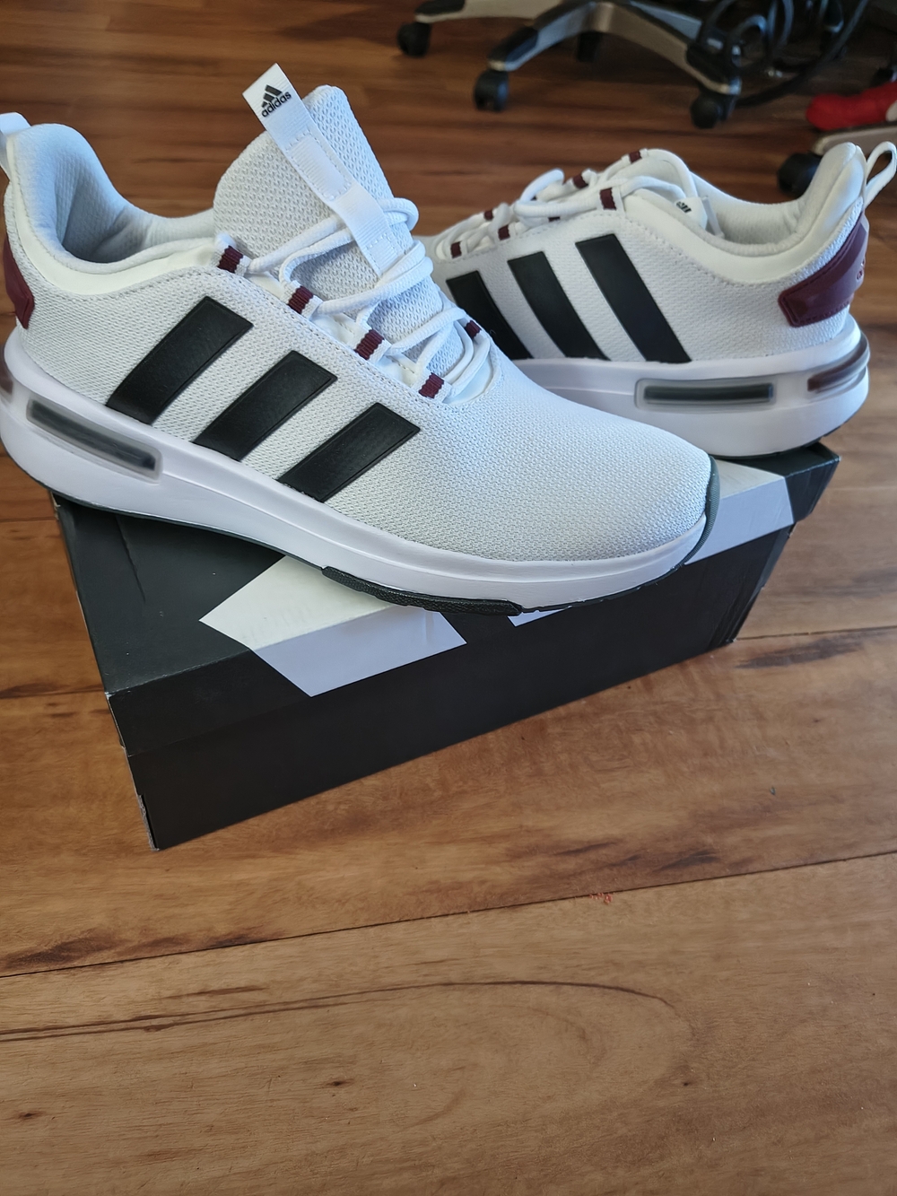 adidas Men's White Sneakers with Black Stripes and Burgundy Accents